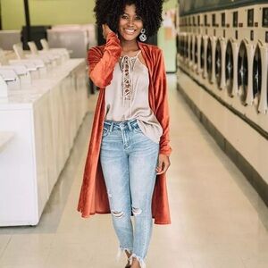 Velvet Corduroy Cardigan
HYFVE